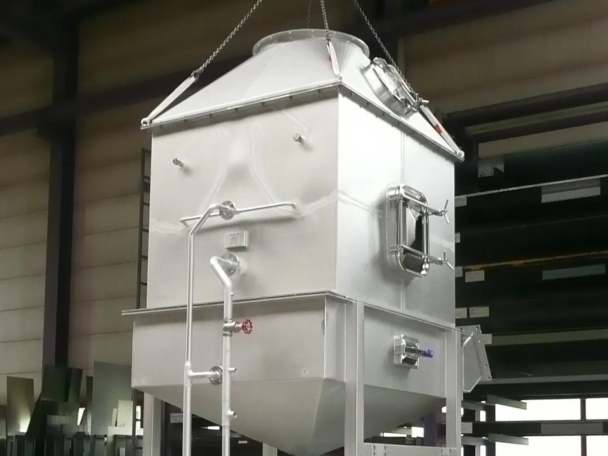 Wet gas scrubbing unit with a recirculation tank at the bottom (illustrative photo)